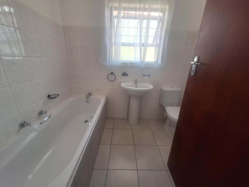 3 Bedroom Property for Sale in Fraaiuitsig Western Cape